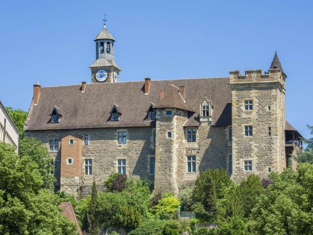 chateau-des-ducs-de-bourbon-montlucon-04