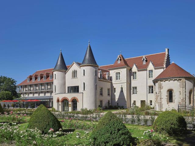 chateau-saint-jean-montlucon-06